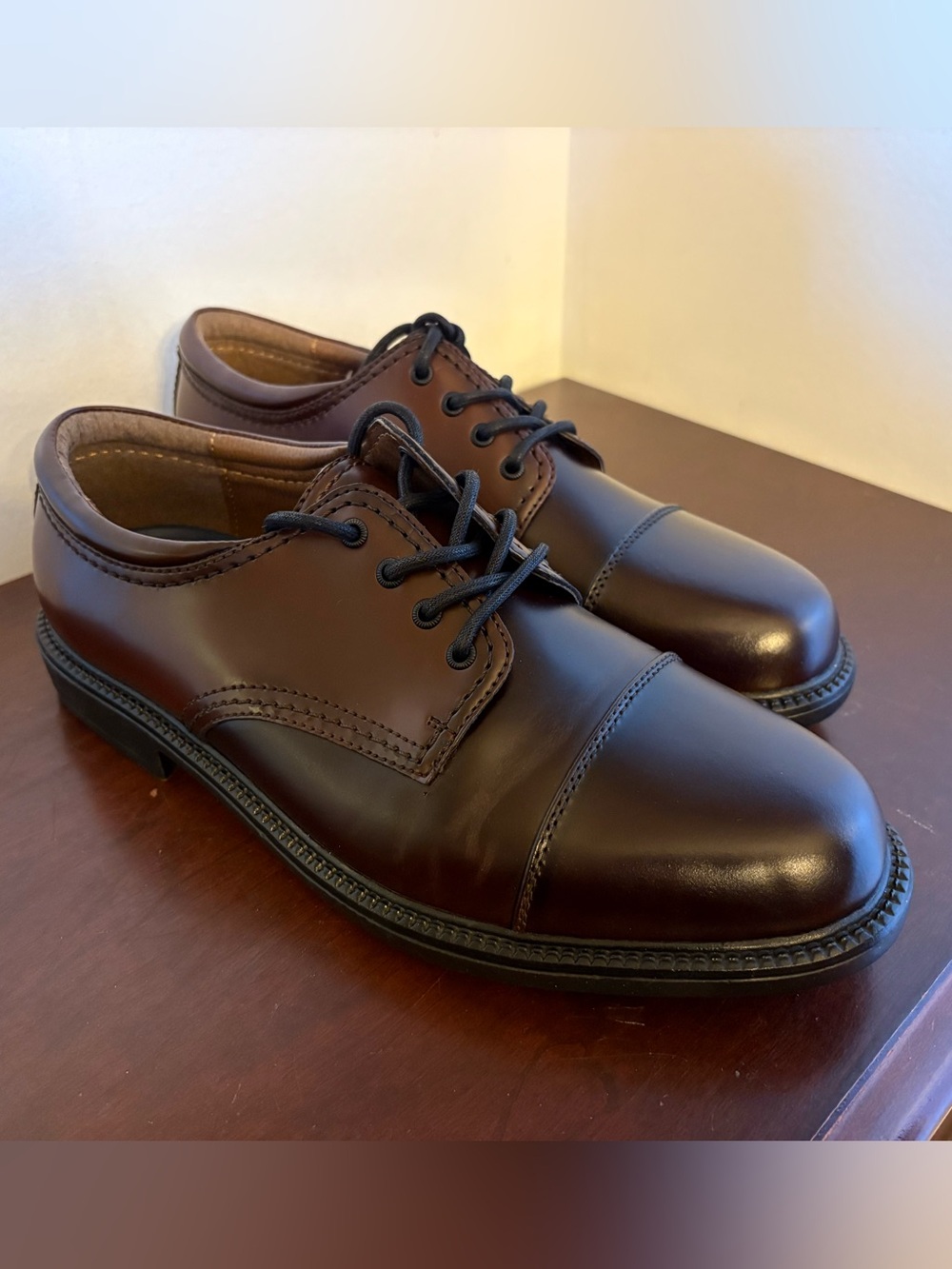 Dockers Men's Brown Leather Gordon Cordovan Shoes